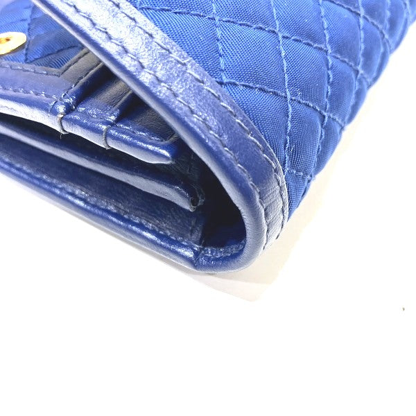 プラダ ナイロンキルティング 長財布