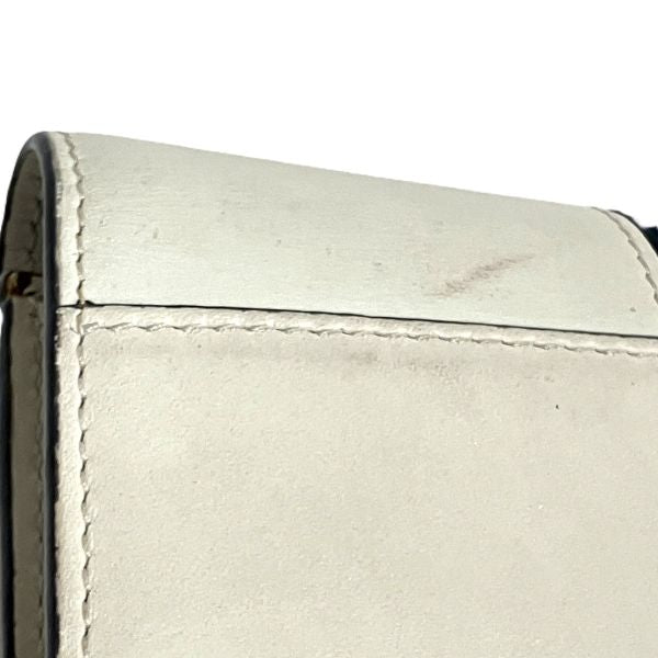 グッチ シルヴィ キャンバス レザー 長財布