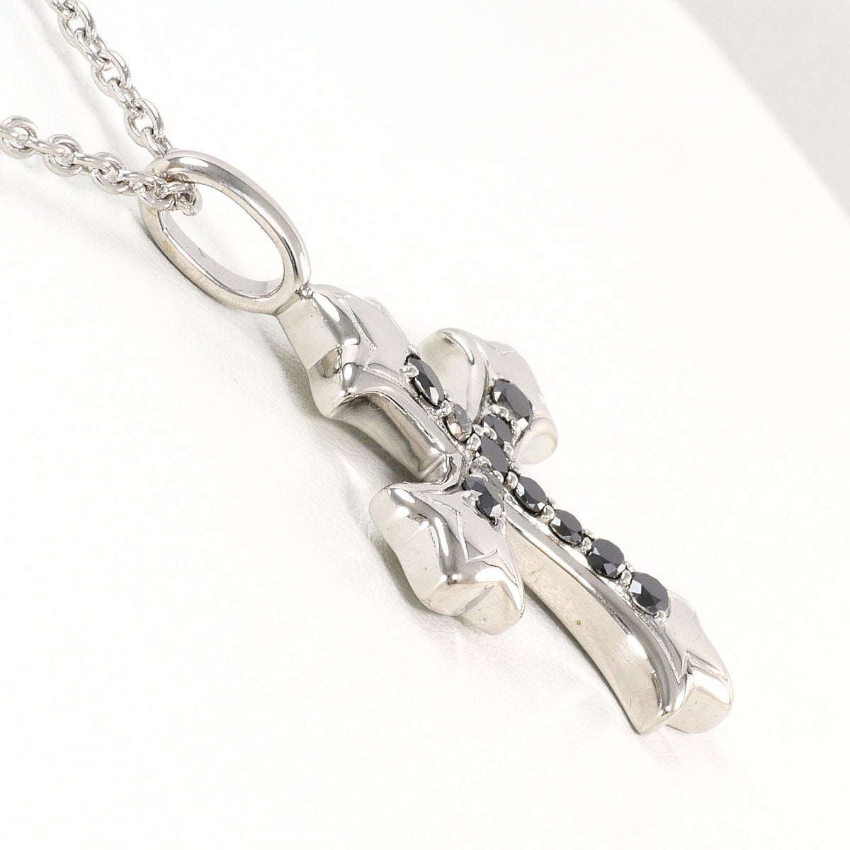 Au417 Black Diamond Necklace