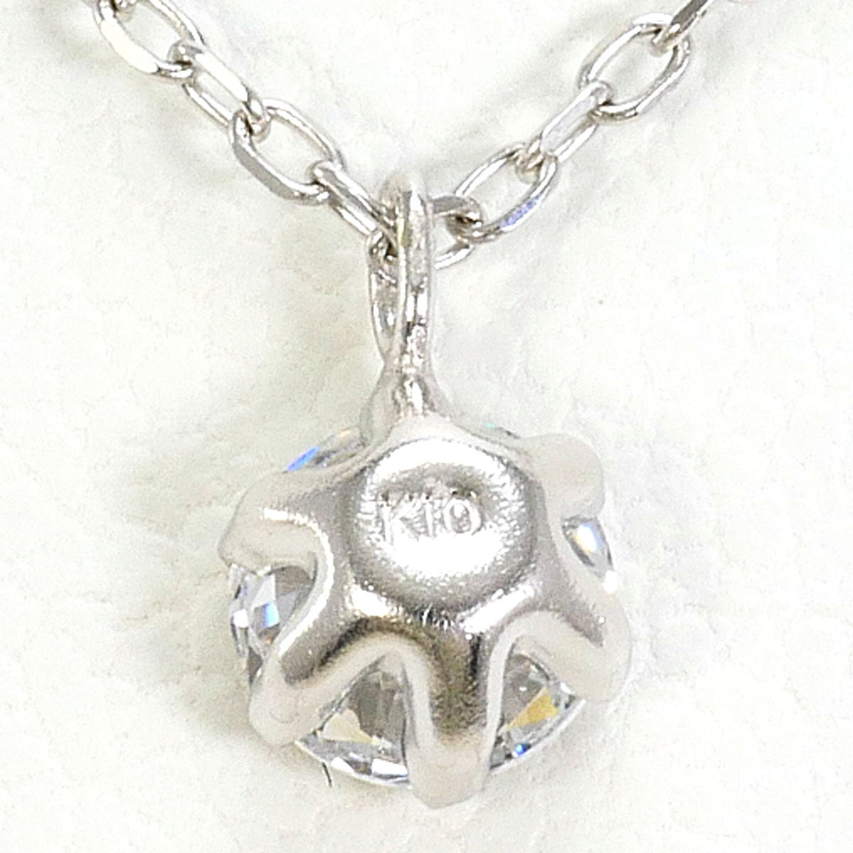 K10ホワイトゴールドジルコニアネックレス