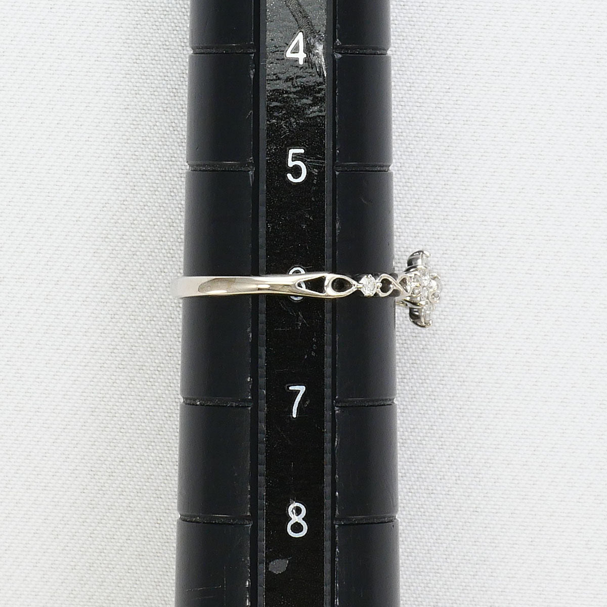K10ホワイトゴールド ダイヤモンドリング