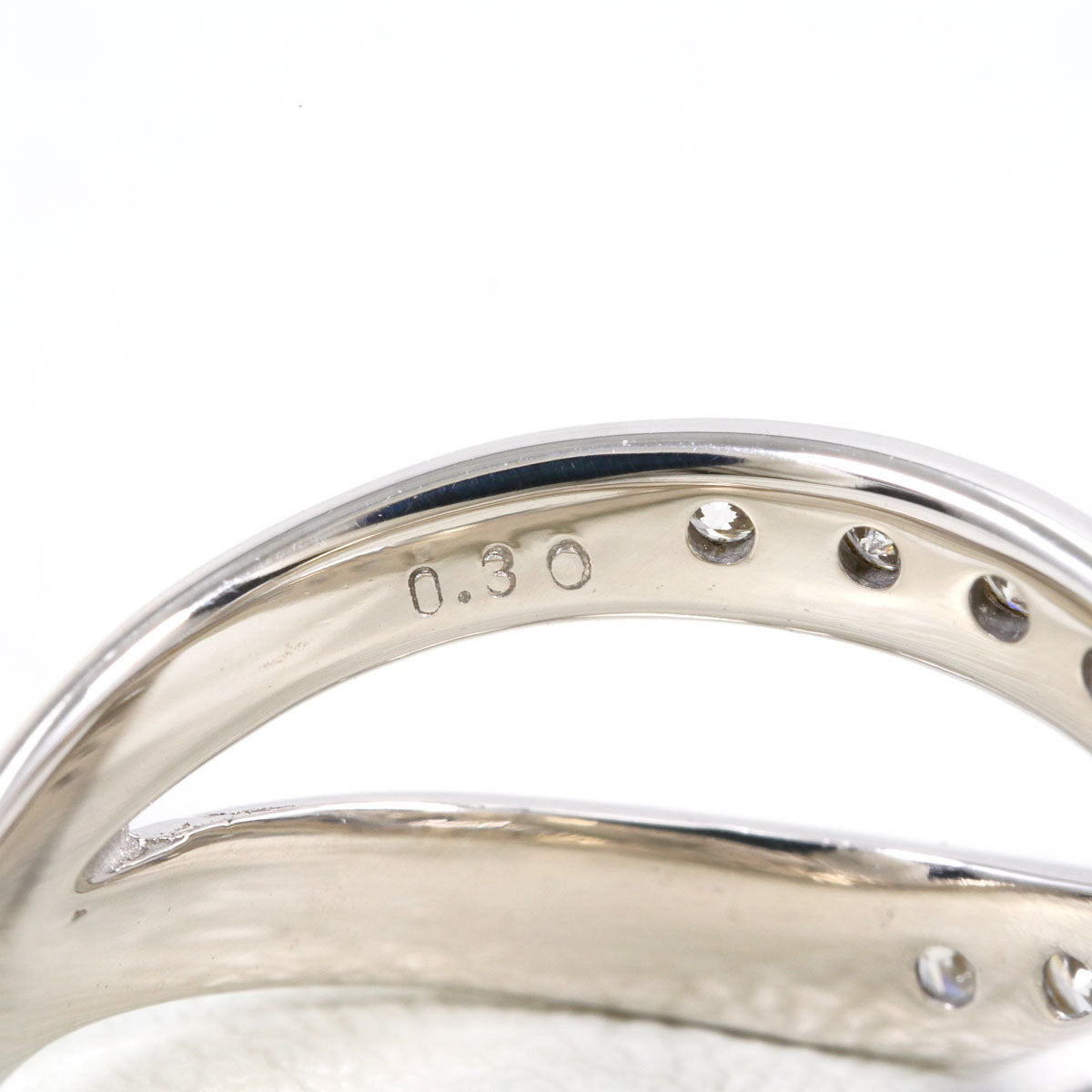 Au750ホワイトゴールドダイヤモンドリング
