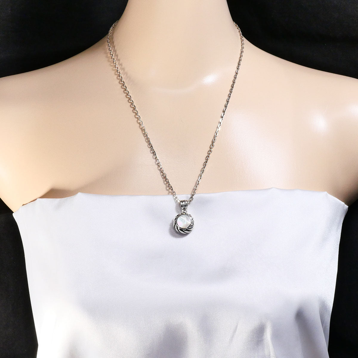シルバー925 シェルネックレス