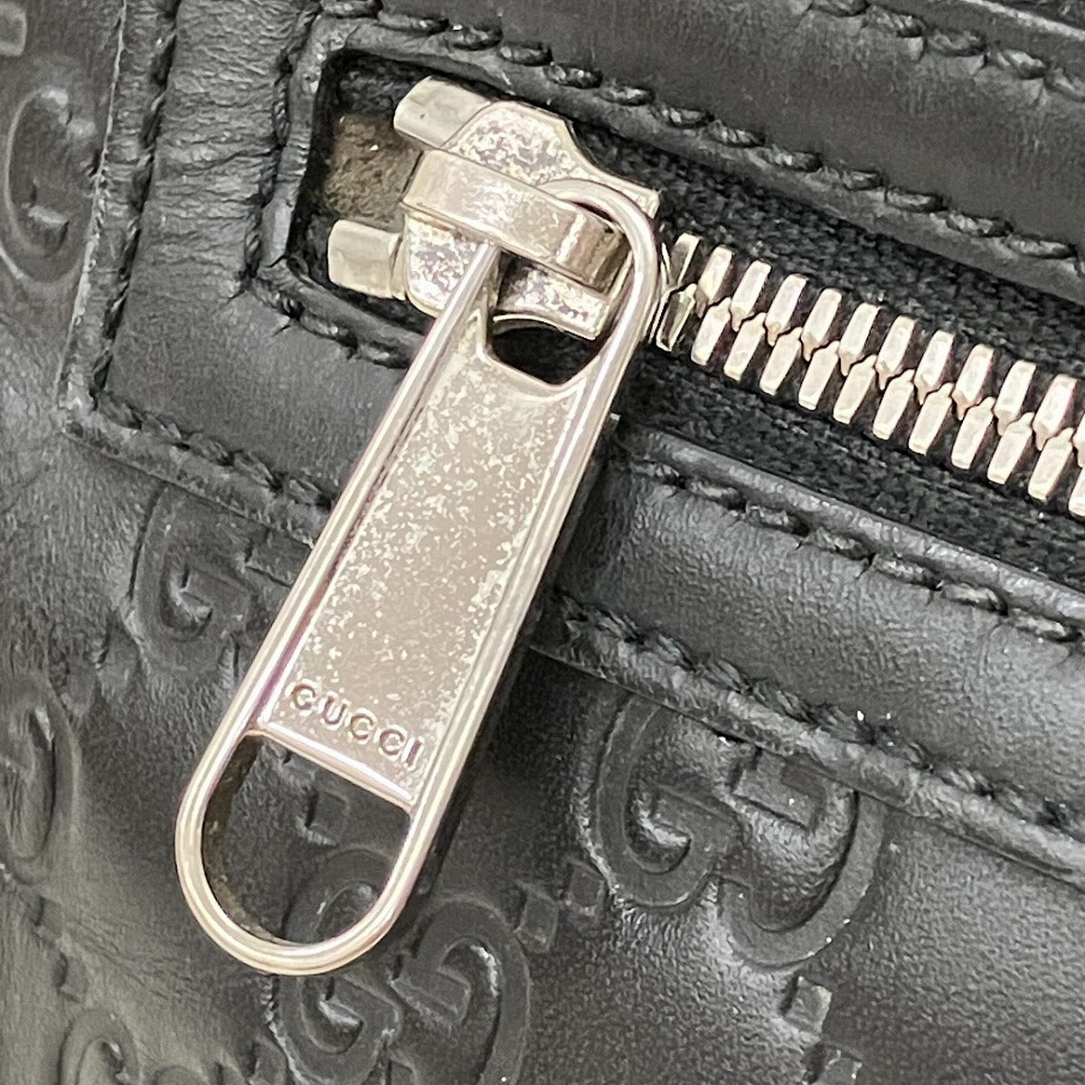グッチ グッチシマ レザー ショルダーバッグ