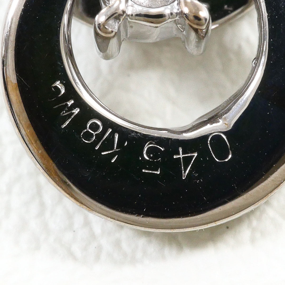 Au750ホワイトゴールドダイヤモンドピアス