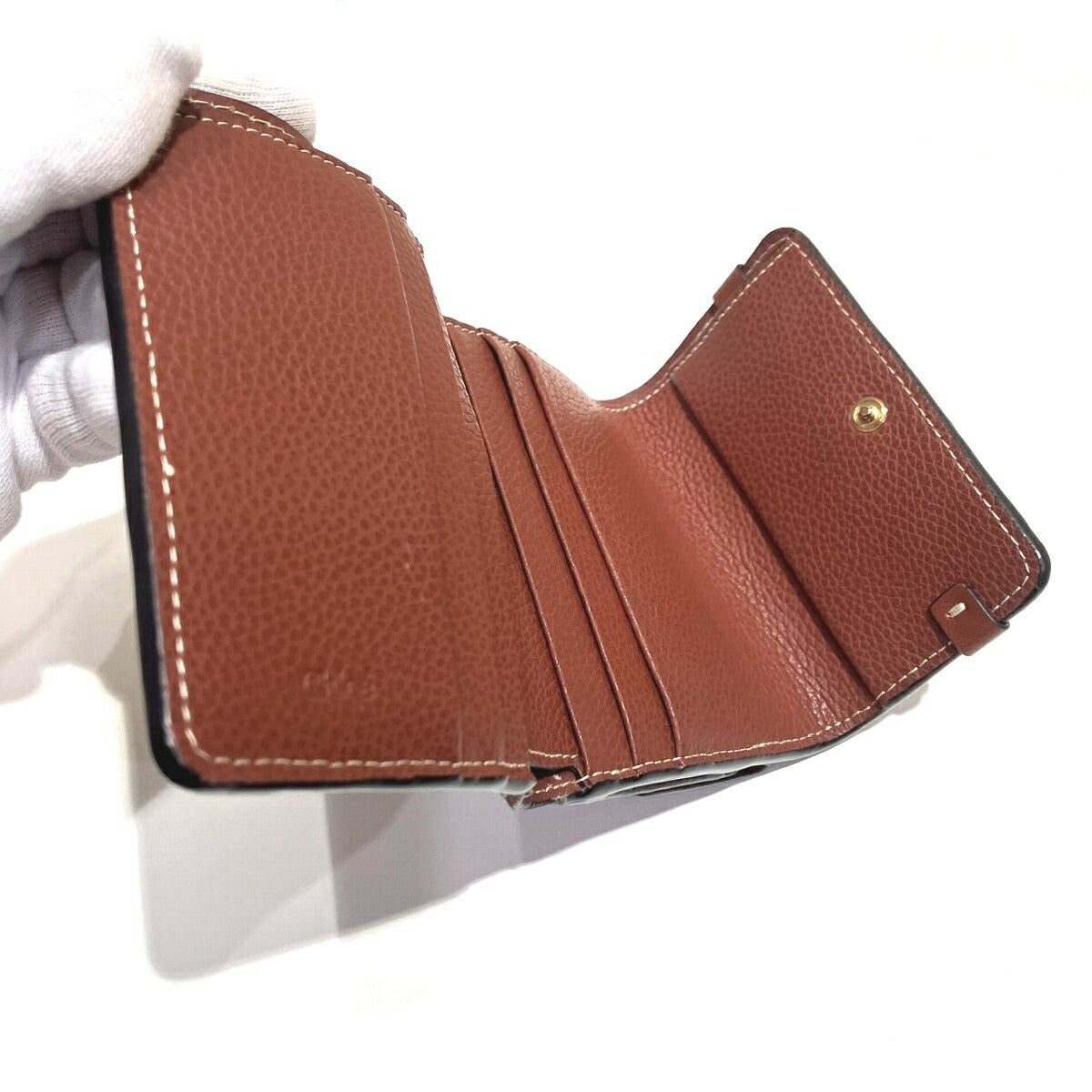 クロエ ダリル レザー三つ折り財布