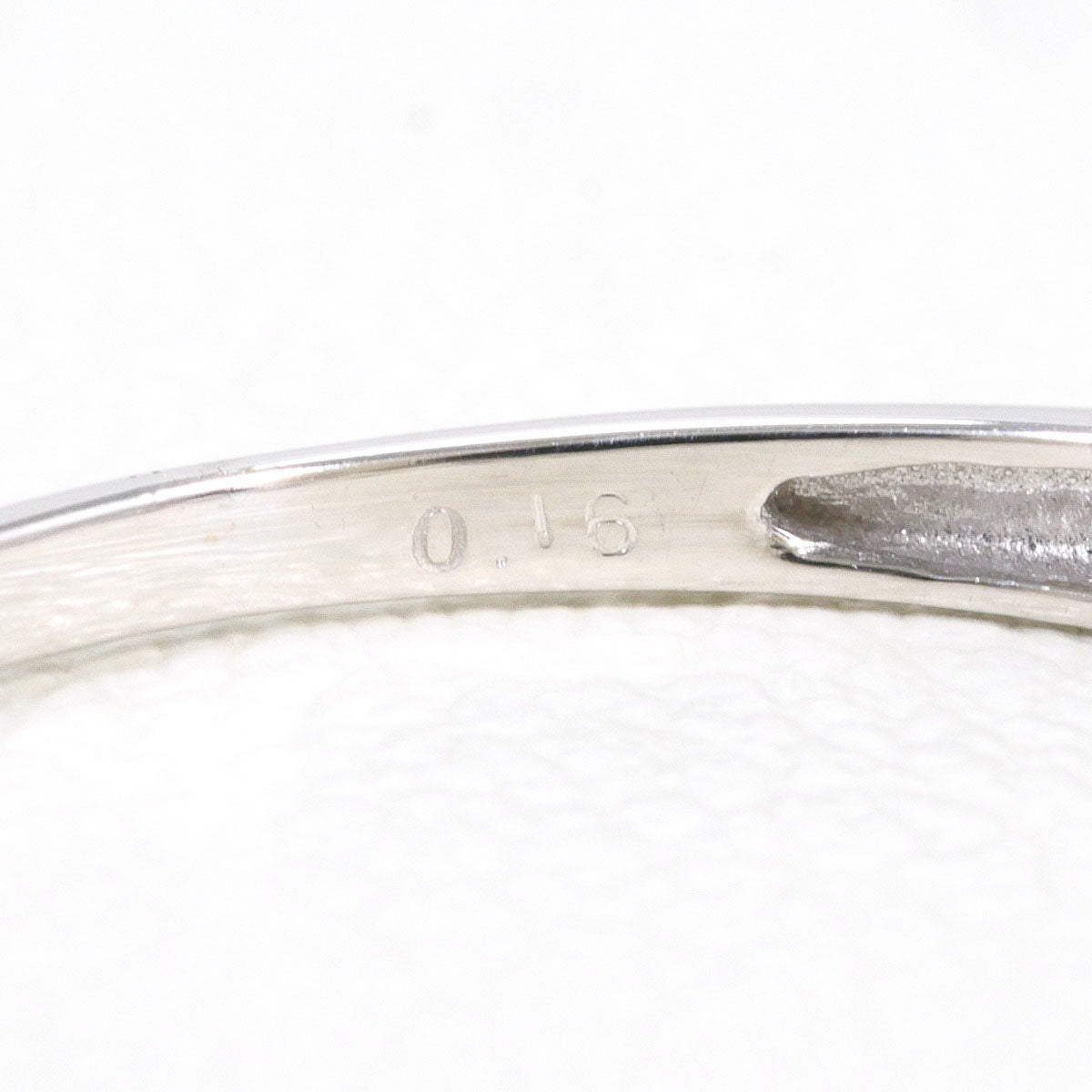 K10ホワイトゴールドダイヤモンドリング