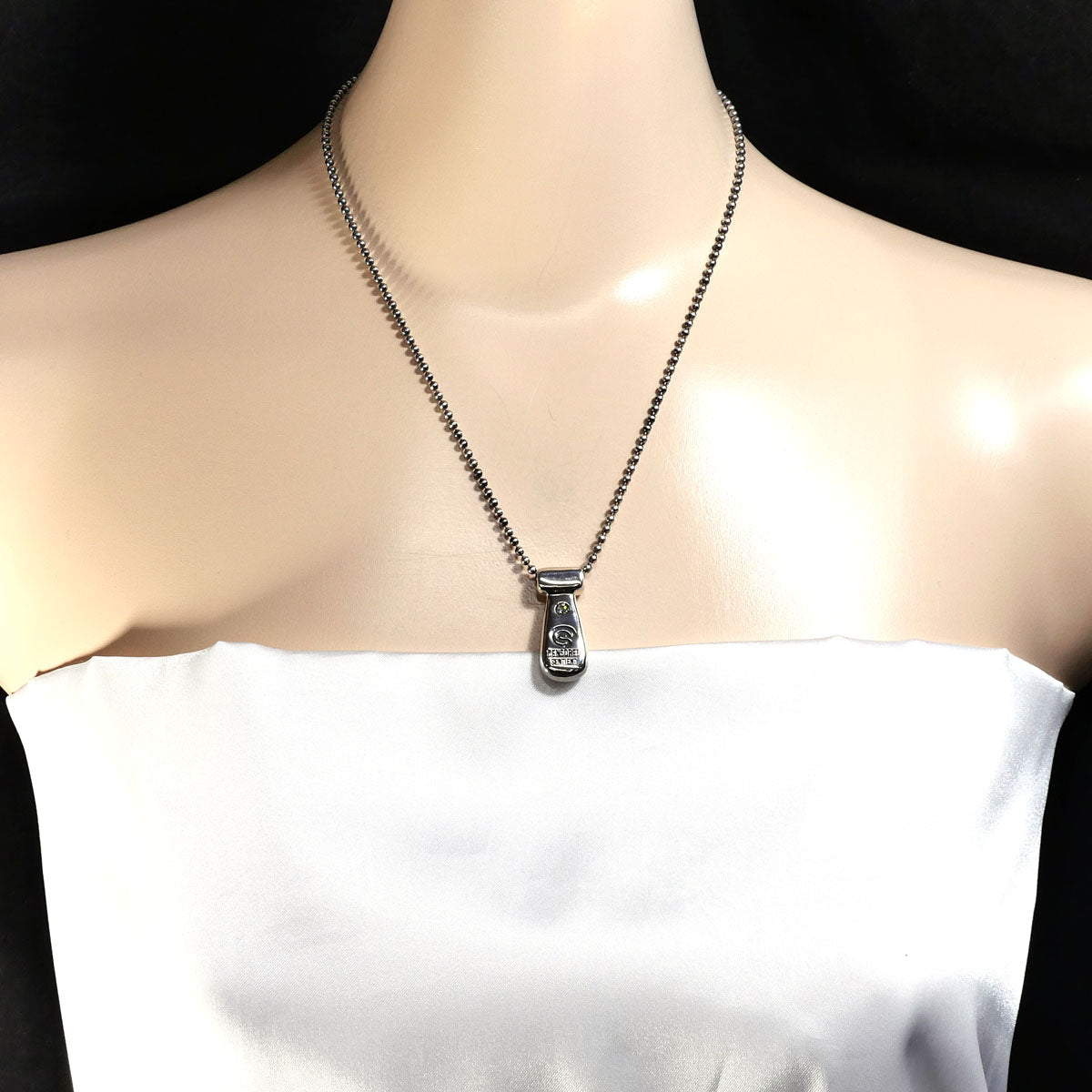 センサードセンティエント シルバー 人工石 ネックレス