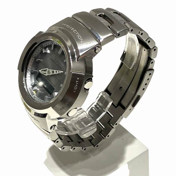 カシオ G-SHOCK AWM-500D メタル