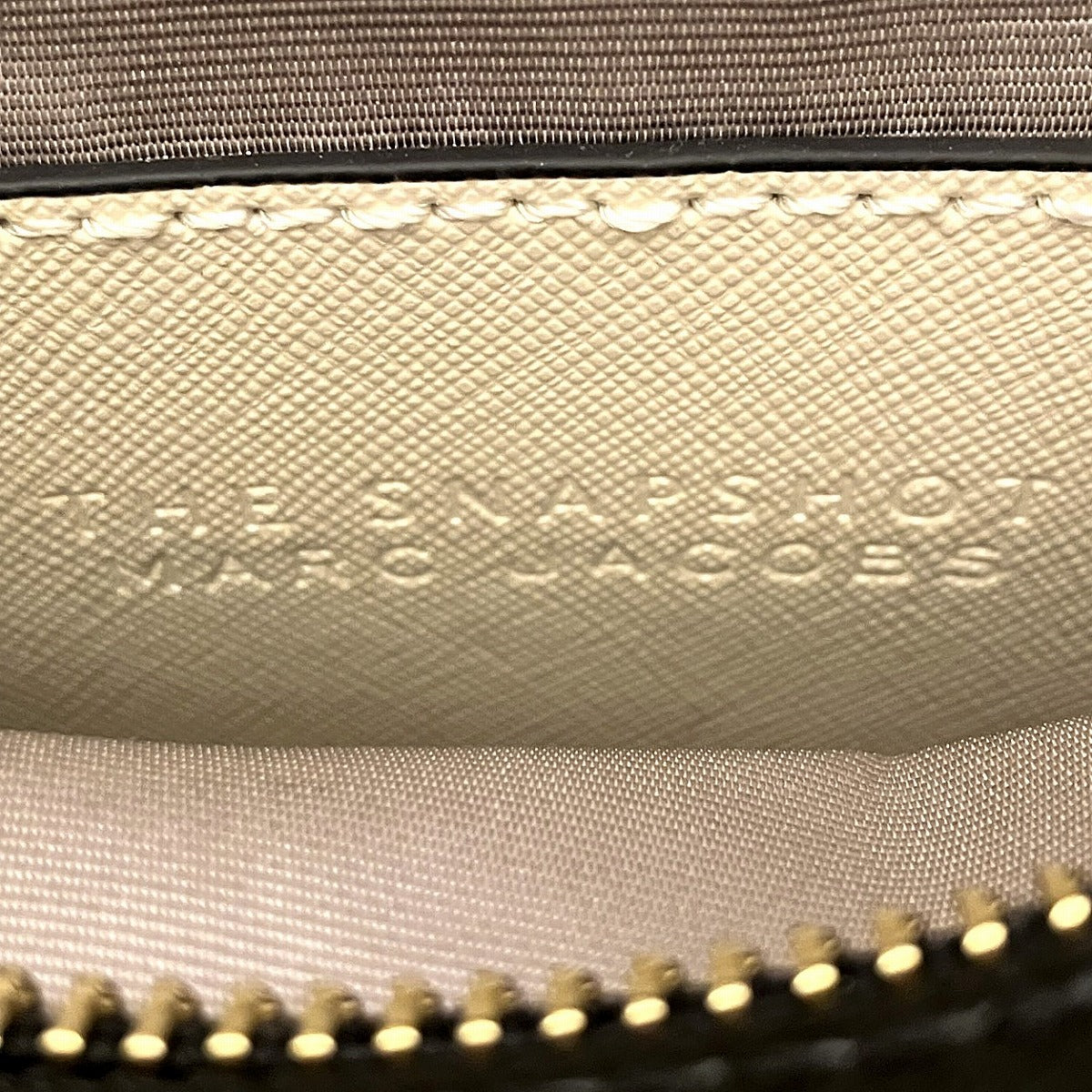 マークジェイコブス スナップショット スモールカメラバッグ レザー ショルダーバッグ