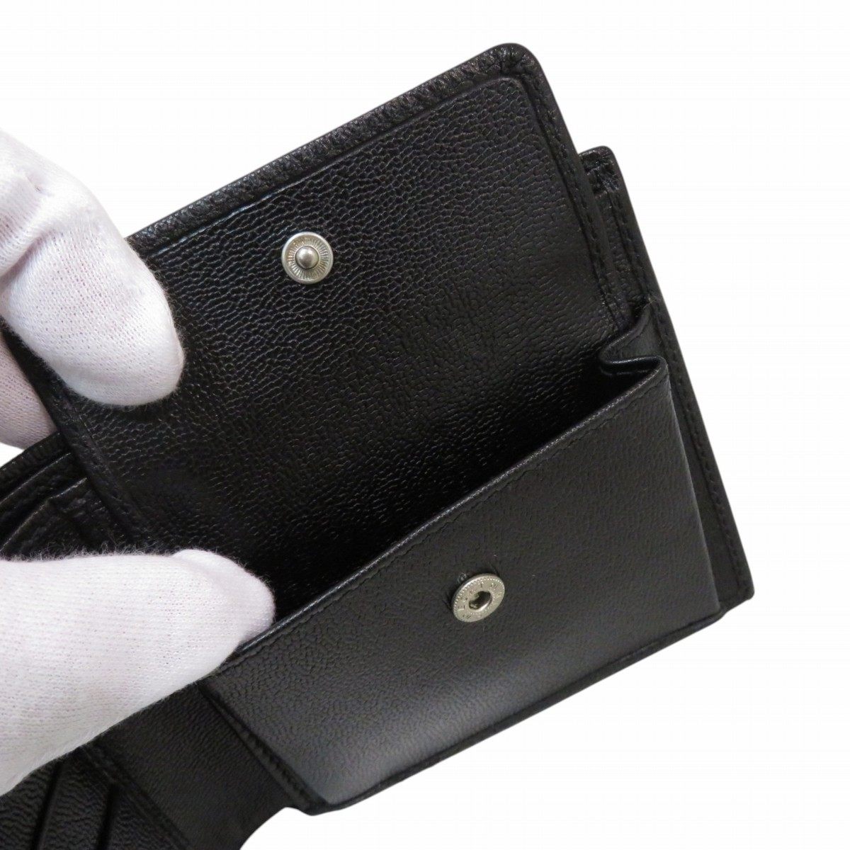 グッチ レザー二つ折り財布