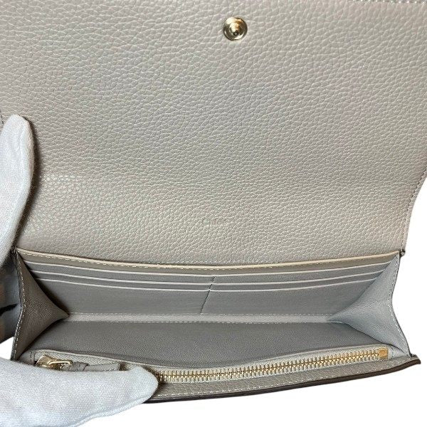クロエ アルファベット レザー長財布
