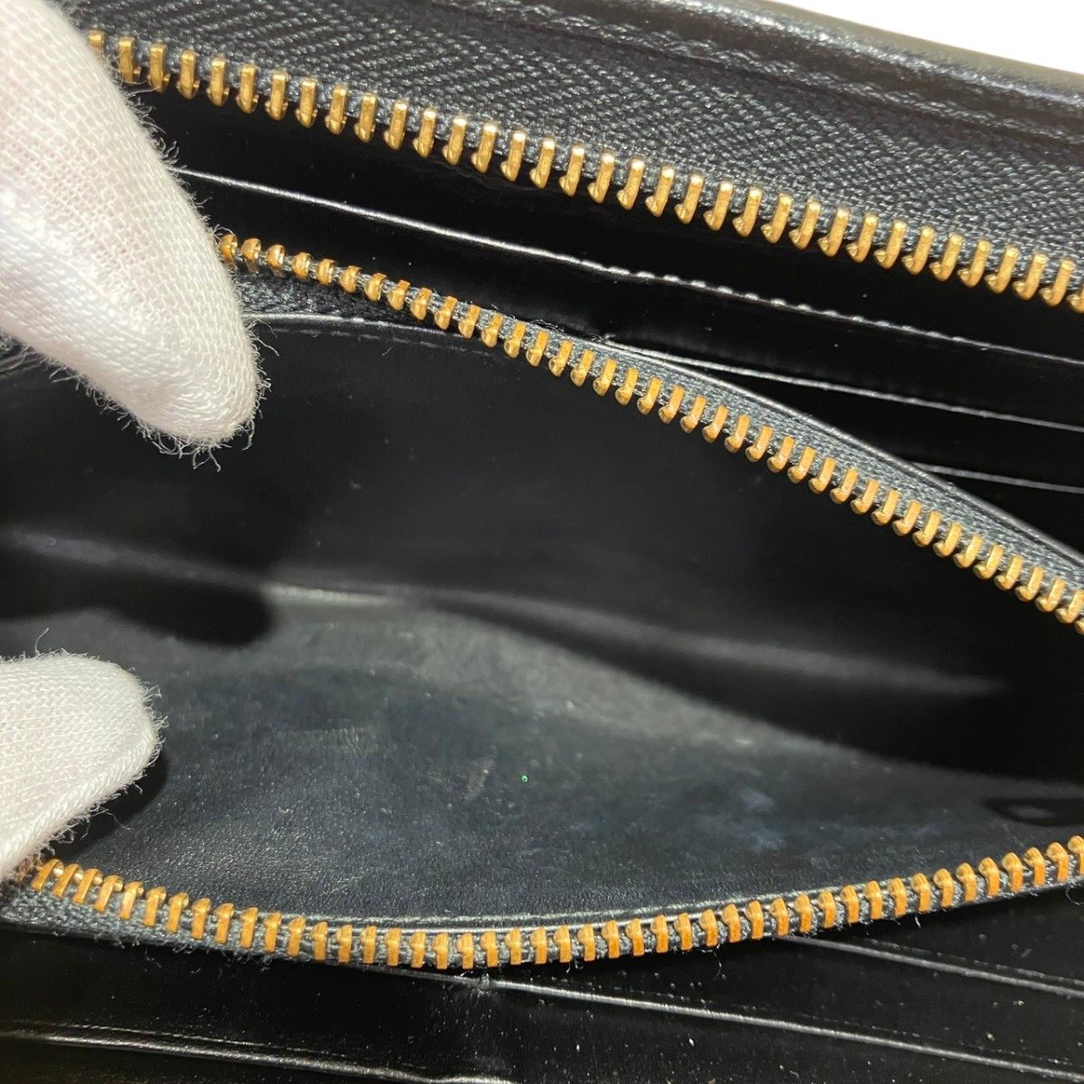 ロエベ レザー長財布