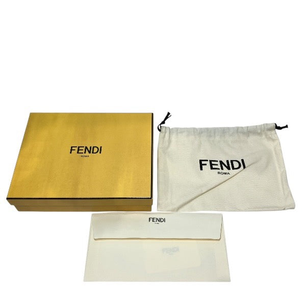 フェンディ ピーカブー レザー長財布
