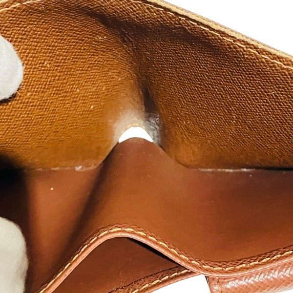 ルイヴィトン ポルトビエカルトクレディ モノグラム 二つ折り財布