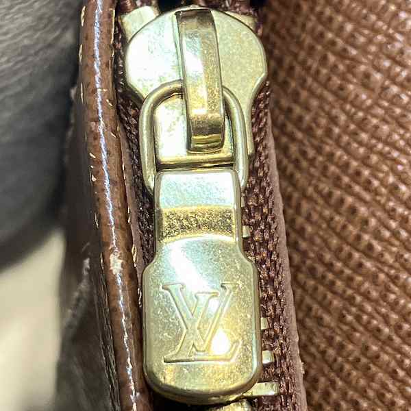 ルイヴィトン モノグラム 長財布