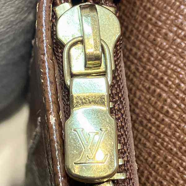 ルイヴィトン モノグラム ポルトフォイユブラザ 長財布