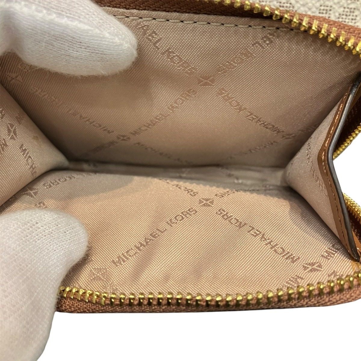 マイケルコース ジェットセットトラベル PVC三つ折り財布