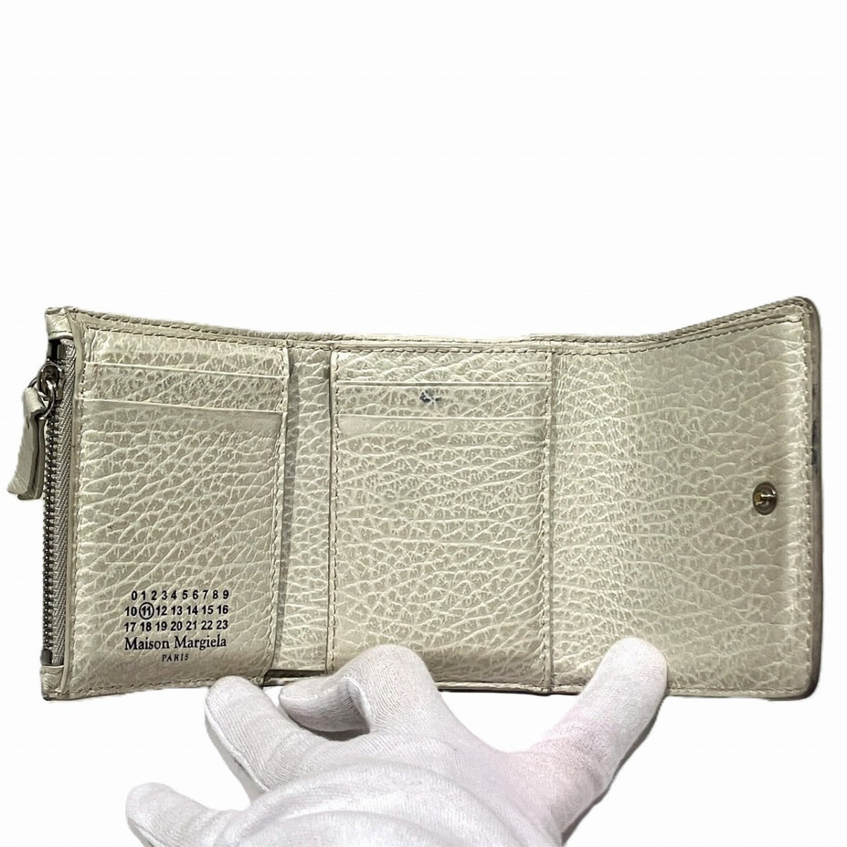 メゾンマルジェラ ZIP COMPACT TRI FOLD WALLET レザー財布