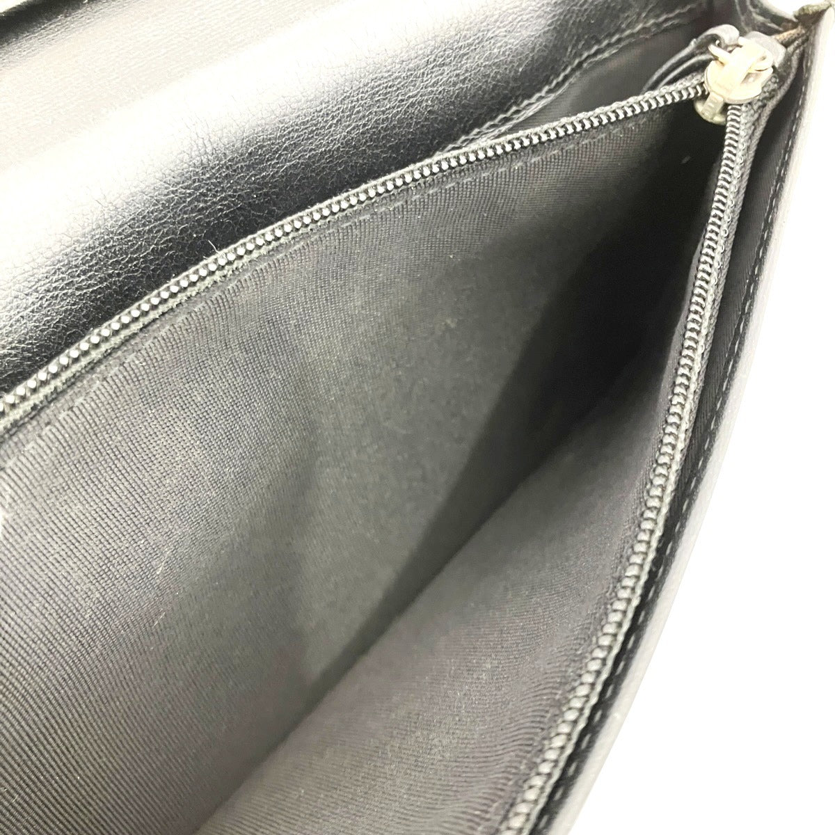 シャネル パテントレザー長財布