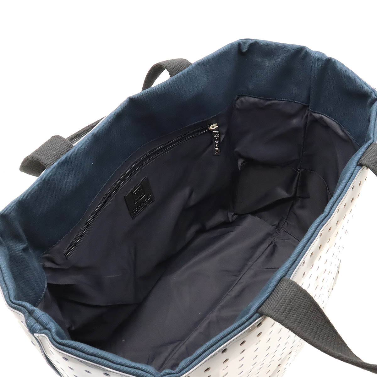 シャネル スポーツライン ココマーク パンチング トートバッグ