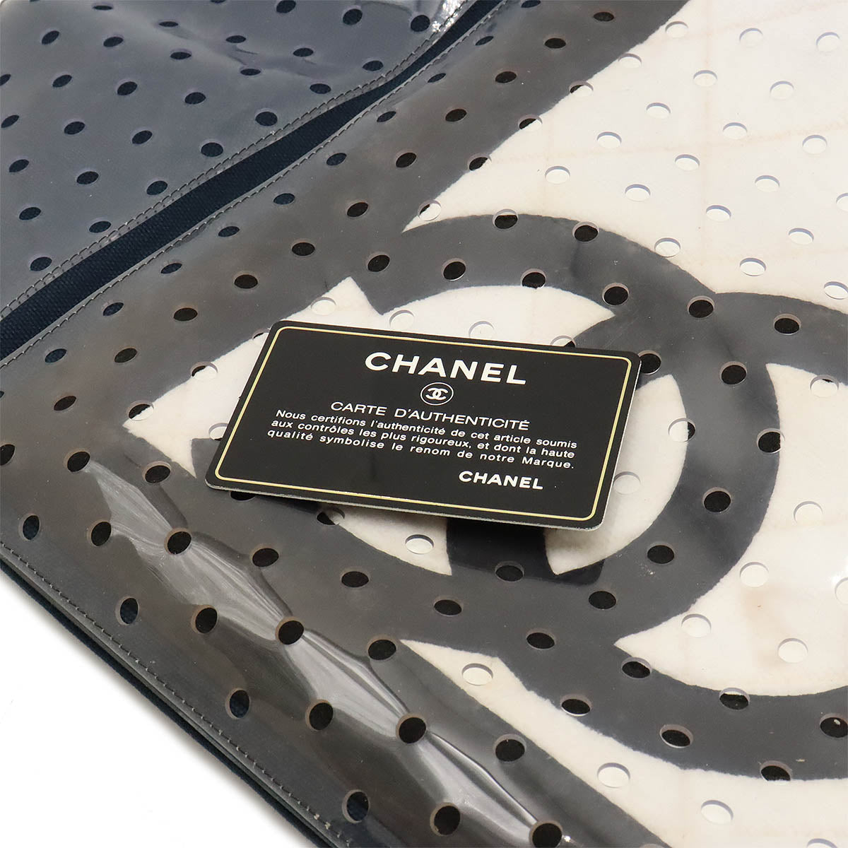 シャネル スポーツライン ココマーク パンチング トートバッグ