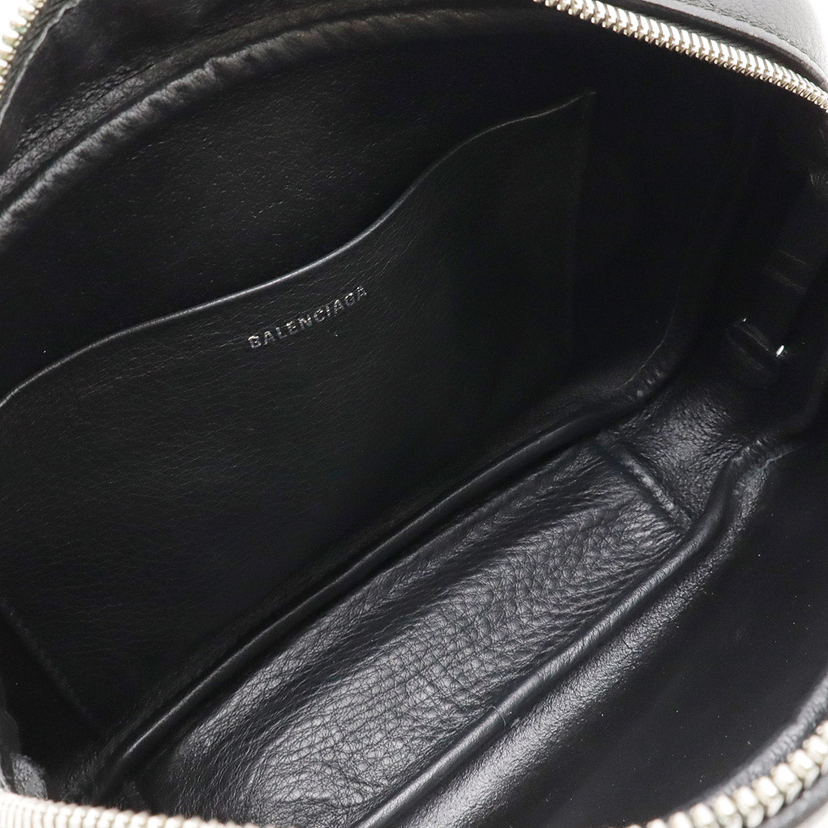 バレンシアガ EVERYDAY カメラバッグS レザー ショルダーバッグ