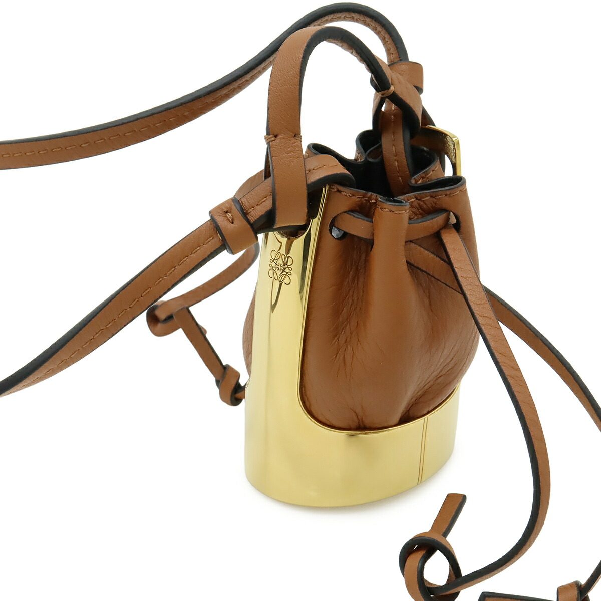 ロエベ バルーン レザー ネックレス