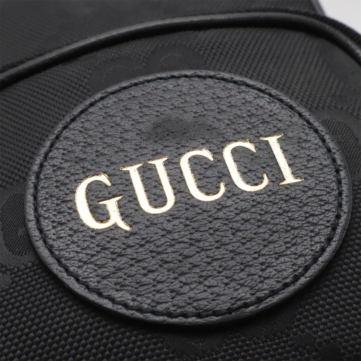 グッチ オフザグリッド ナイロンキャンバス レザー ショルダーバッグ