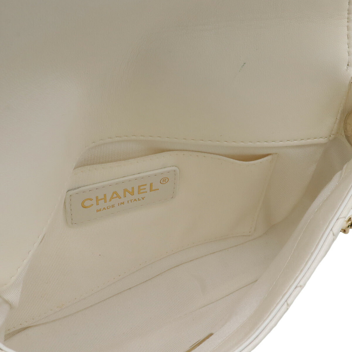 シャネル マトラッセ レザーショルダーバッグ
