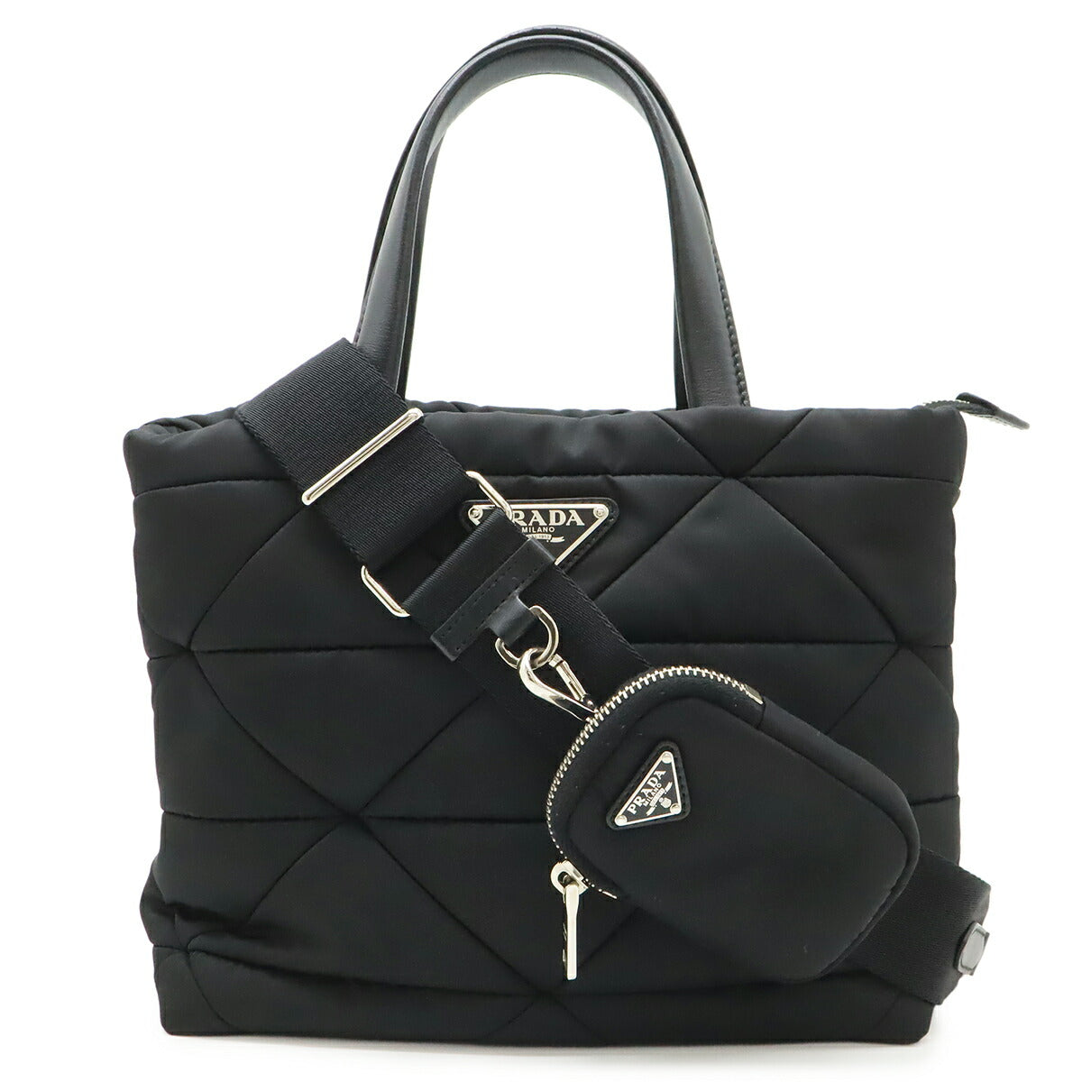 プラダ Re Nylon トートバッグ