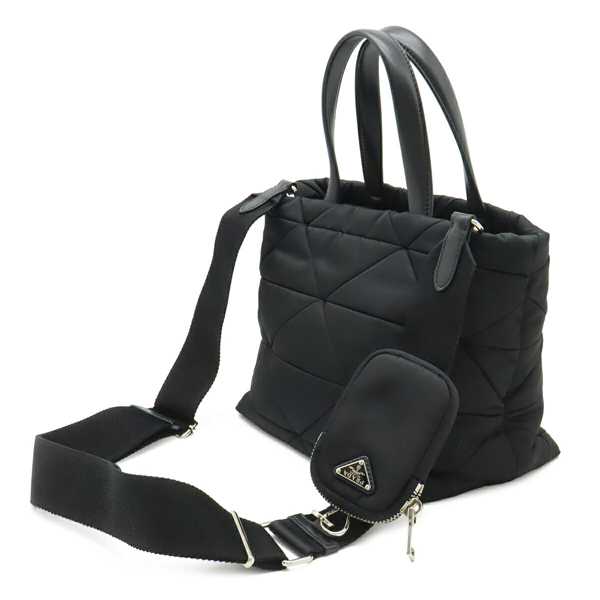プラダ Re Nylon トートバッグ