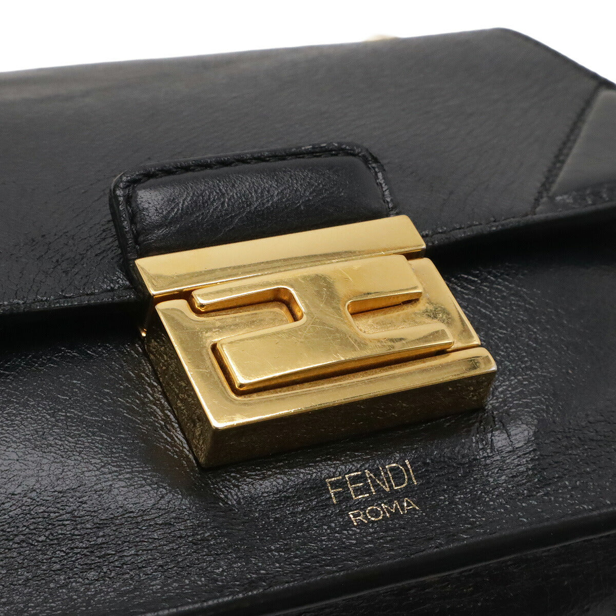フェンディ カンユー レザーショルダーバッグ