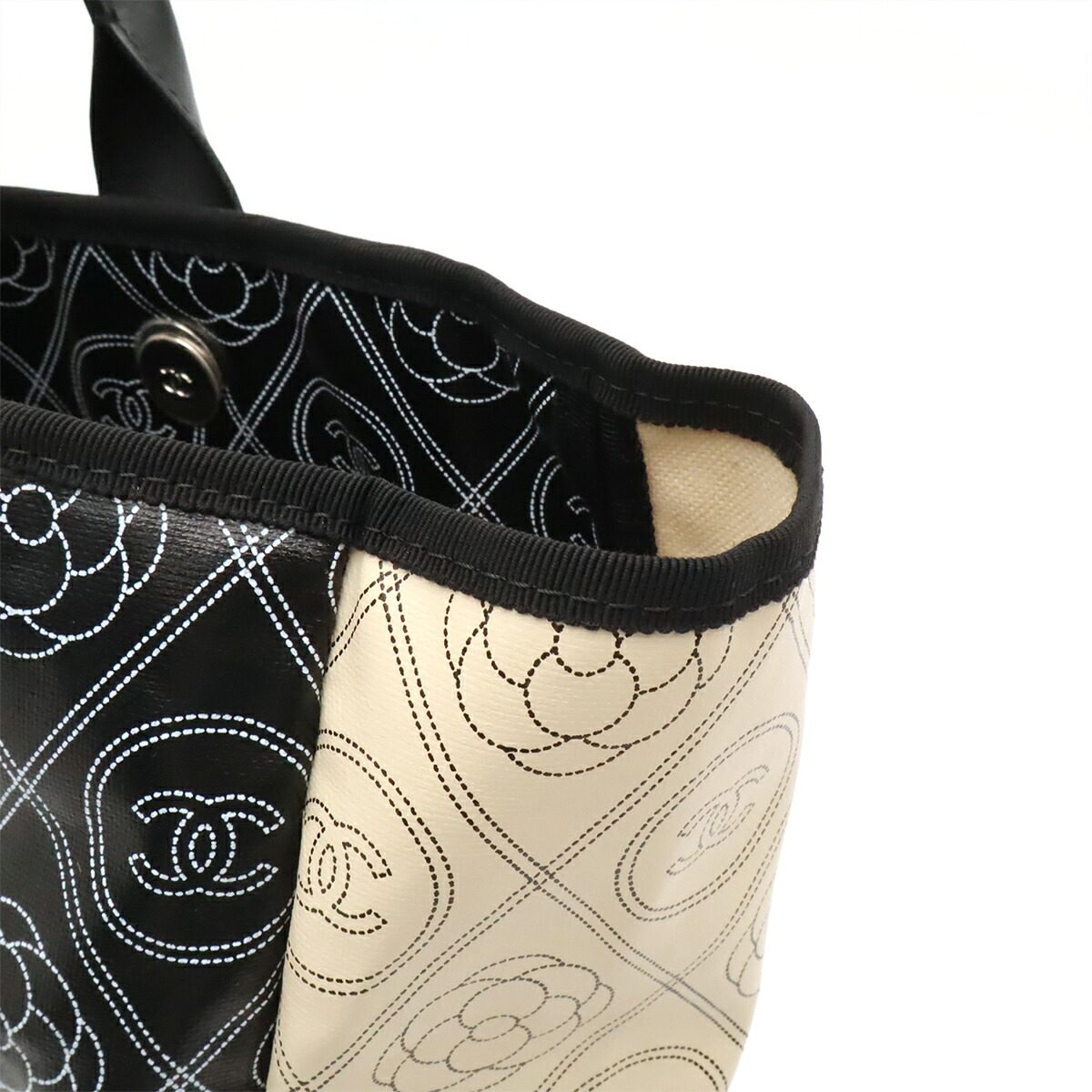 シャネル カメリア コーティングキャンバス トートバッグ