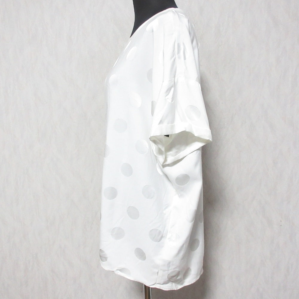 イブルース ドット柄ショートスリーブカットソー