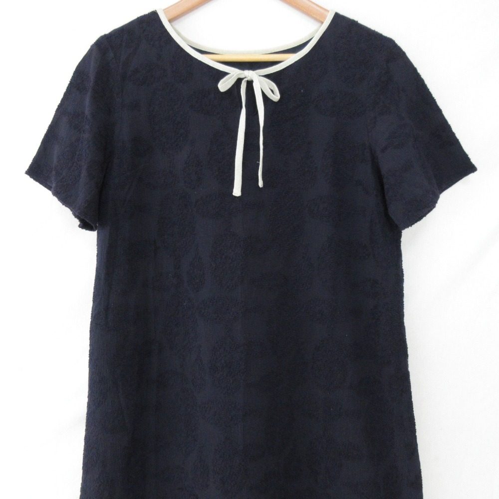 Sally Scott 刺繍入り膝丈ドレス