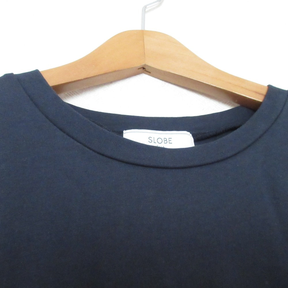SLOBE IENA バックナンバリングプリント コットンTシャツ