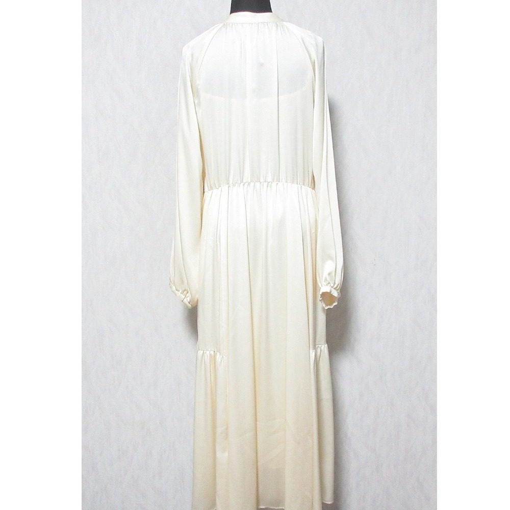 GRACE CONTINENTAL シルキー カフタンドレス