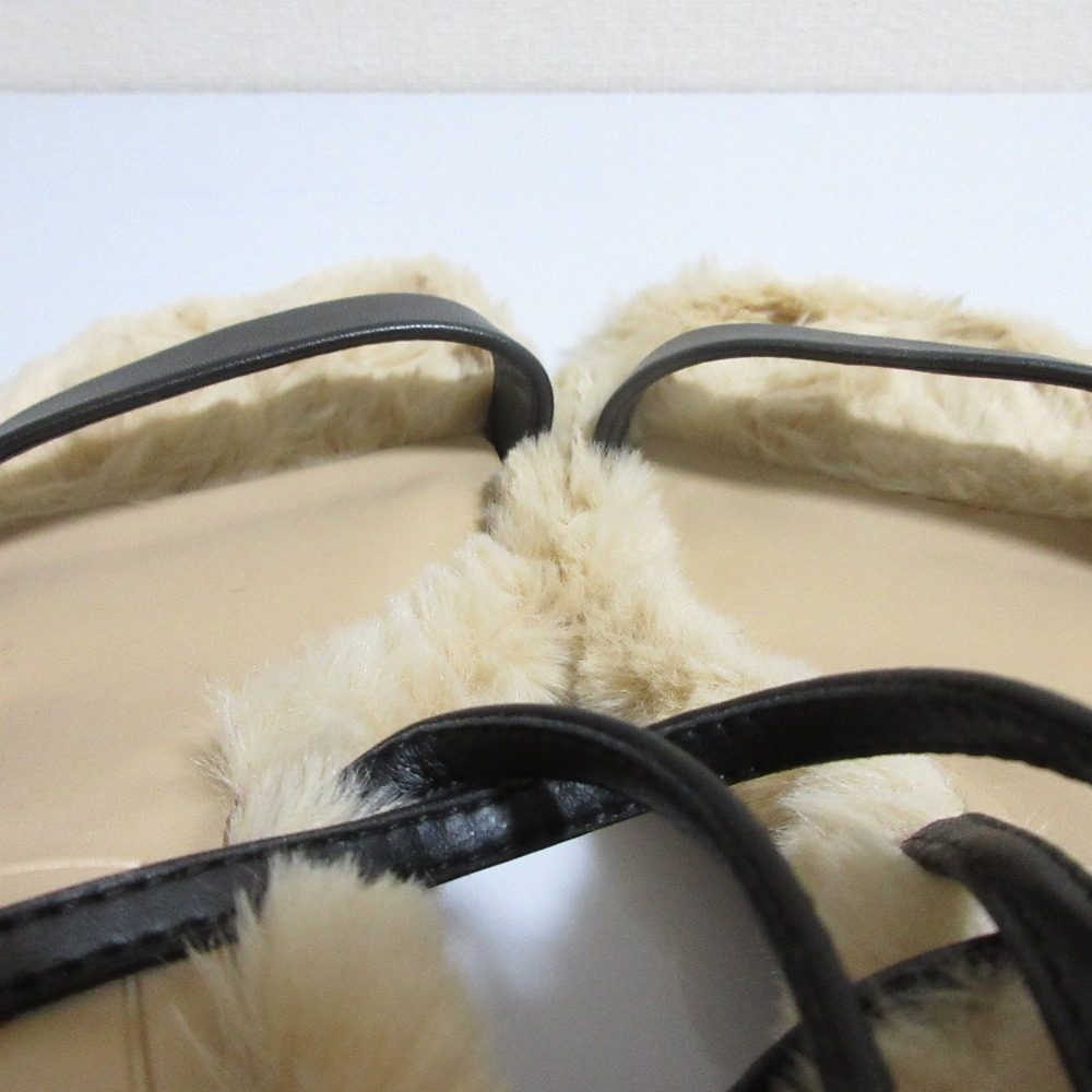 CHARLES & KEITH ナッパシープレザー サンダル
