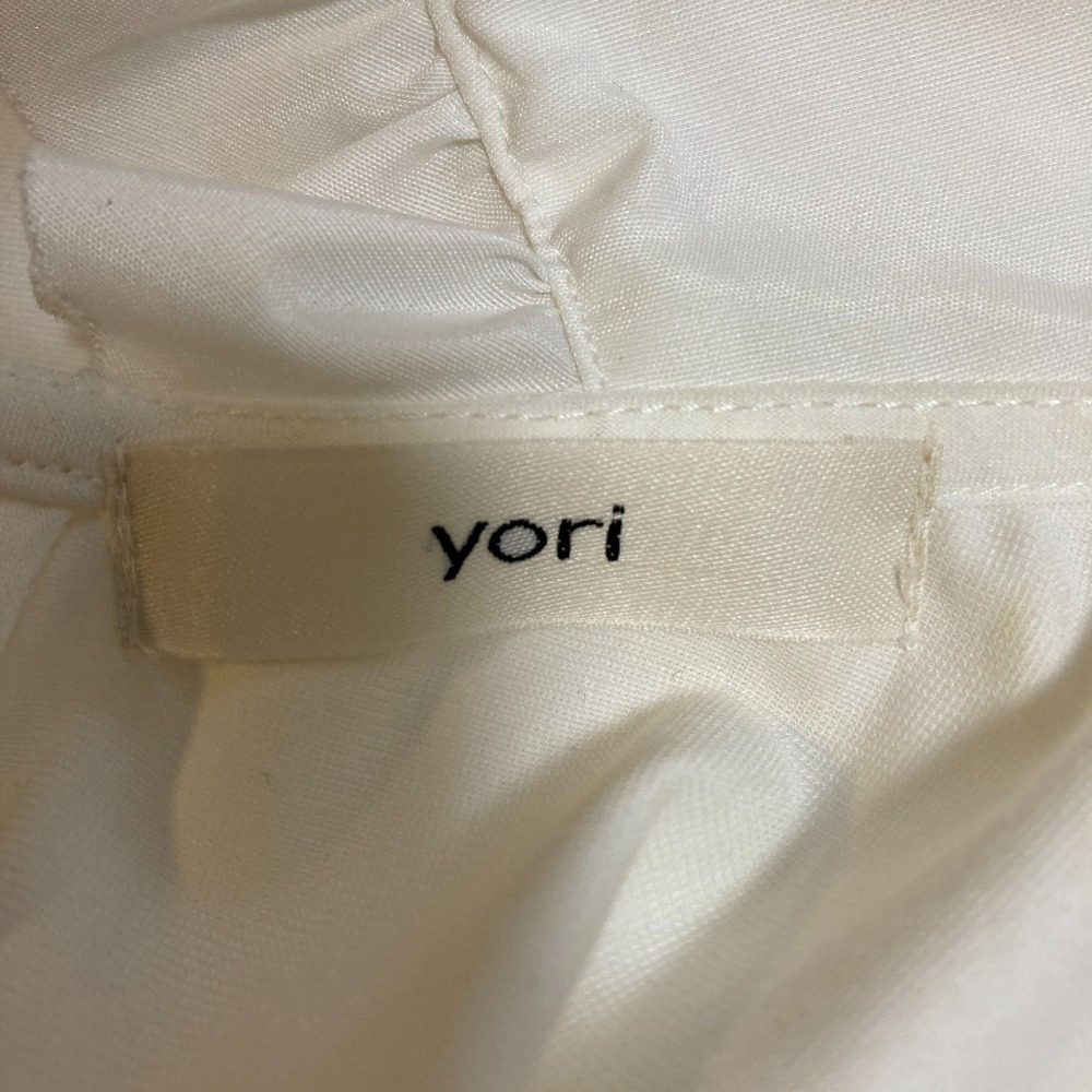 ヨリ ビッグフリルTシャツ ブラウス