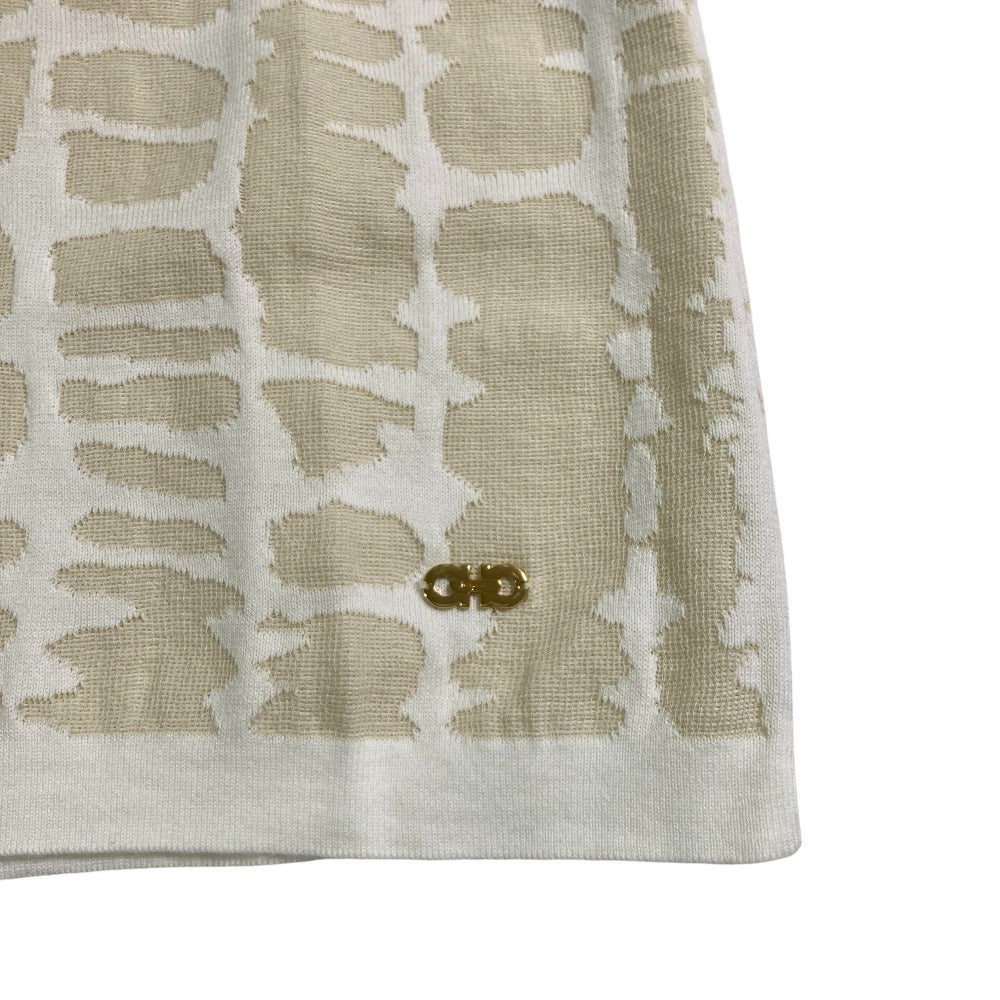 サルヴァトーレ フェラガモ ジャガードニットカットソー