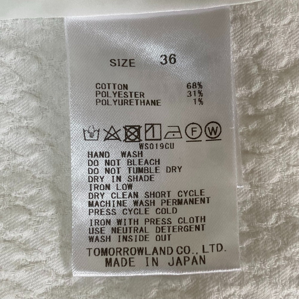 ボールジィタイニーフラワージャカードパフスリーブブラウス