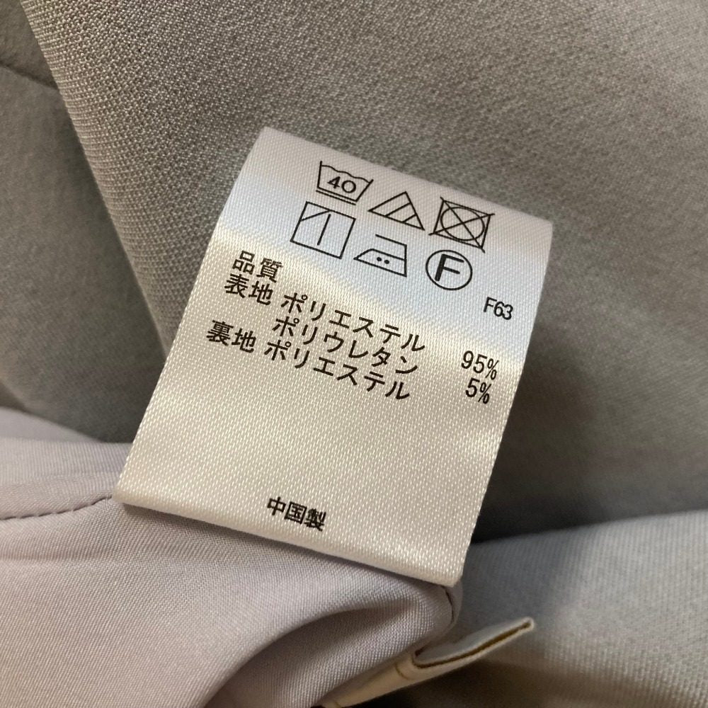 エニィスィス ノーカラーセットアップ