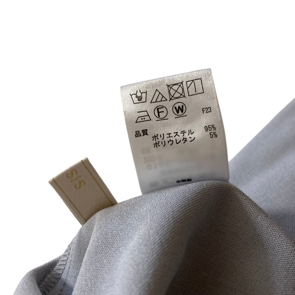 エニィスィス ノーカラーセットアップ