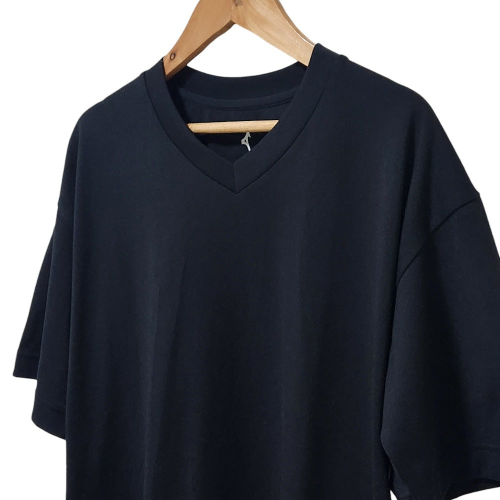 マーガレットハウエル VネックTシャツ