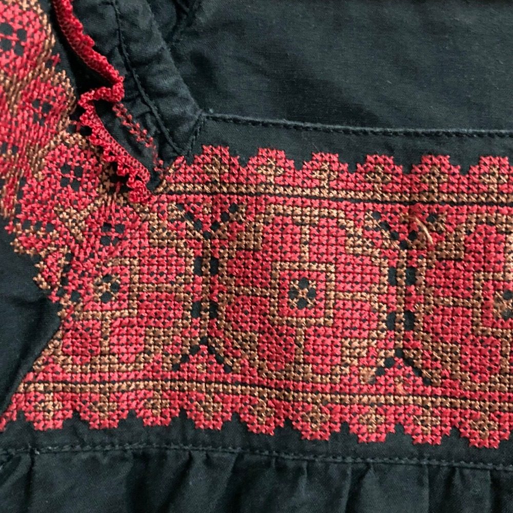 ピンクハウス 刺繍リボンブラウス