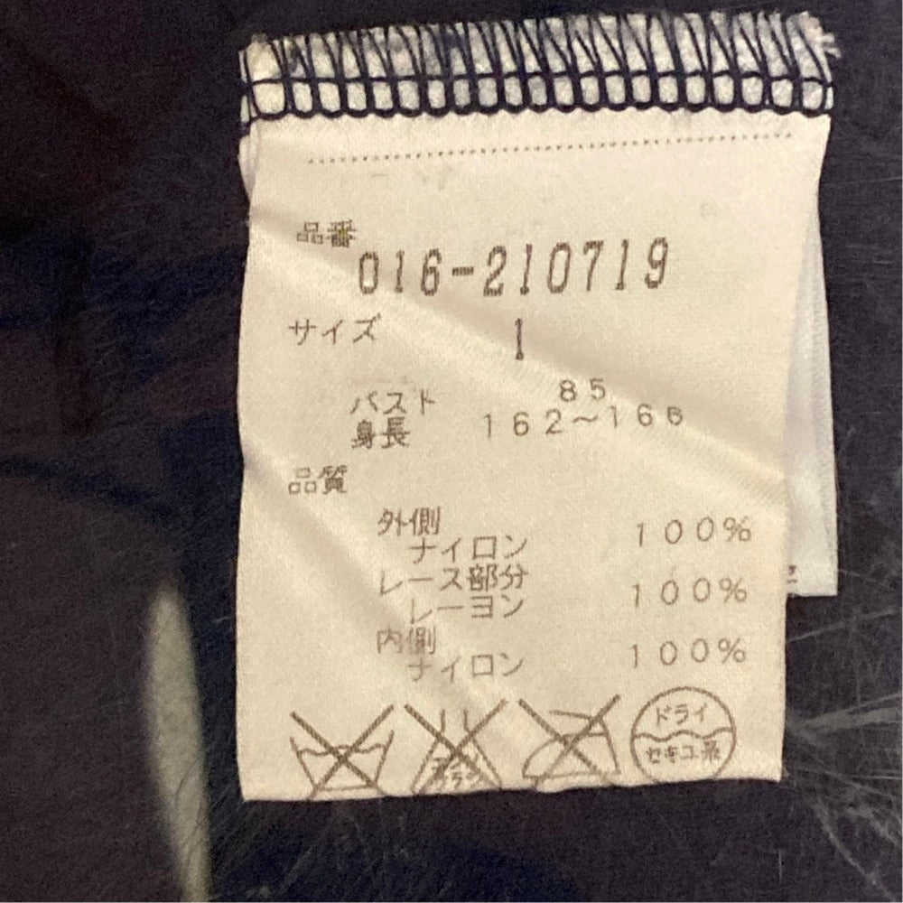 ヴィヴィアンタム レースショートスリーブカットソー