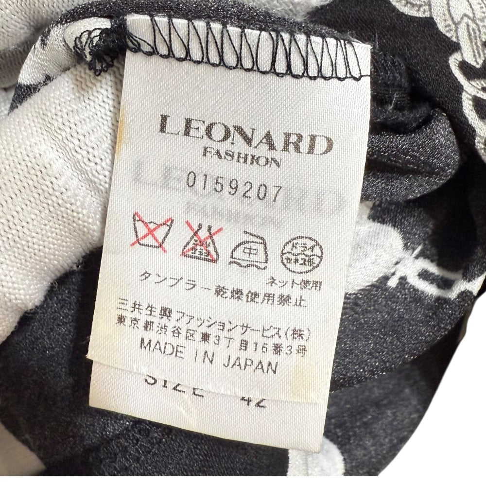 LEONARD FASHION アクセサリープリント カンカンストレッチ プルオーバーブラウス
