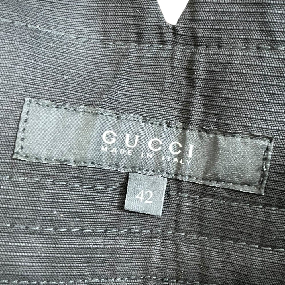 グッチ クロップドグルカパンツ