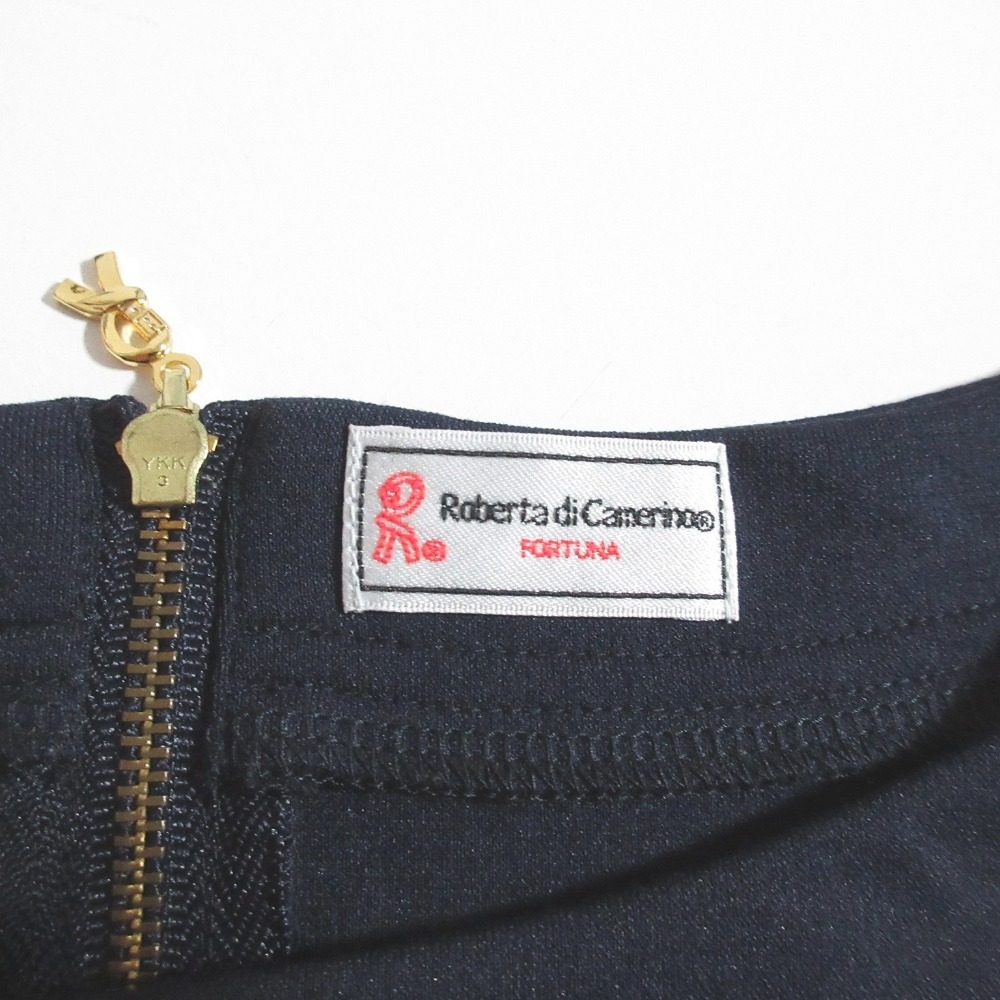 ロベルタディカメリーノ 刺繍ワンピース